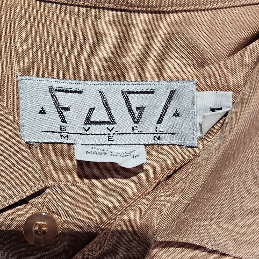 Vintage FAGA By FYI 100% Silk MED Button Up Mens Shirt Salmon Short Sleeve Y2K - Picture 4 of 8